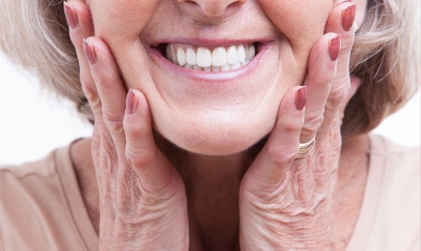 learn about the lifespan of snap-in dentures in Chicago